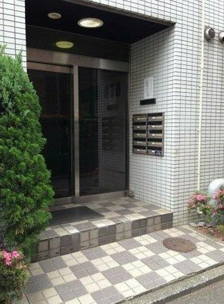 【エントランス】