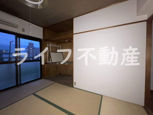 コーポHIROの和室