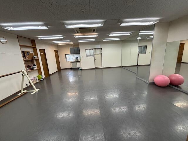 【内装】 | 神宮吉田ビル　橿原神宮公苑洗ロードサイド1階路面テナント