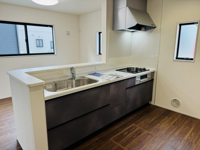 八王子市　川口町　新築一戸建て　４６期のキッチン|～使い勝手の良いシステムキッチン～