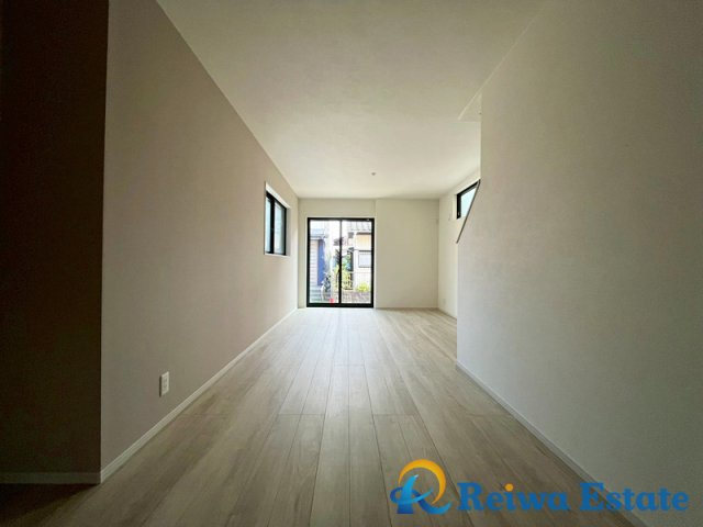 新築戸建　茅ヶ崎市小和田3丁目の居間・リビング