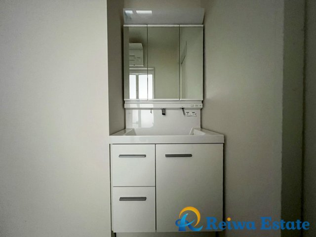 新築戸建　茅ヶ崎市小和田3丁目の独立洗面台