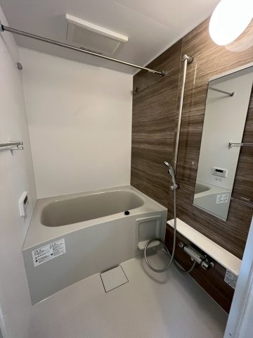 メゾングランシャンの浴室|落ち着いた空間のお風呂です