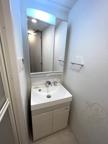 S-RESIDENCE都島Elegantの独立洗面台