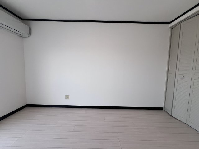 カレッジハイツの寝室