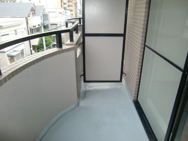 エクセレントリブ六甲のバルコニー