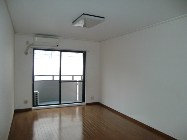 エクセレントリブ六甲の居間・リビング