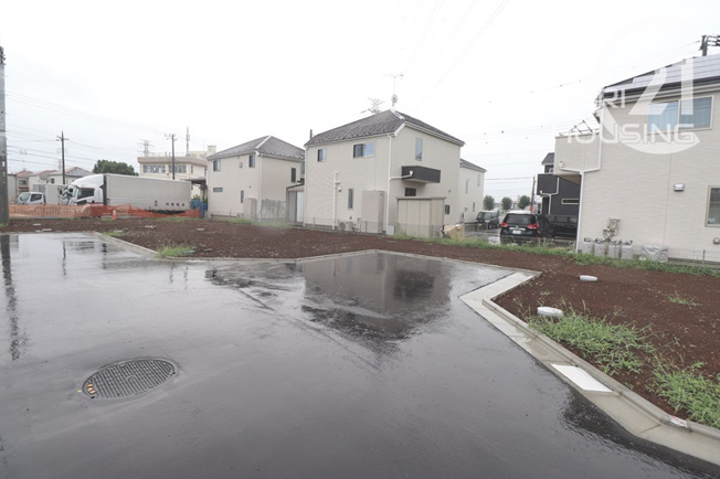 【前面道路含む現地写真】 | 武蔵村山市岸1丁目　売地　全10区画　8号区 | 前面道路含む現地写真です