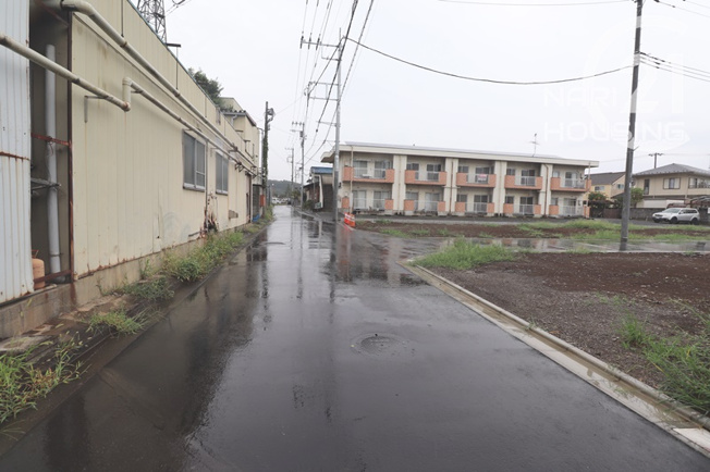 【前面道路含む現地写真】 | 武蔵村山市岸1丁目　売地　全10区画　8号区 | 前面道路含む現地写真です