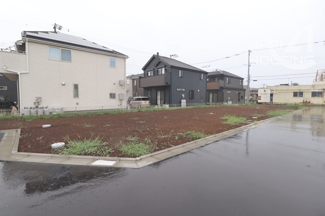 【前面道路含む現地写真】 | 武蔵村山市岸1丁目　売地　全10区画　8号区 | 前面道路含む現地写真です