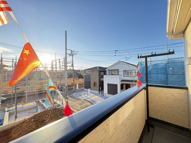 【バルコニー】 | 志木市中宗岡5丁目　新築一戸建住宅　全4棟　(志木本店) | バルコニー（2025年12月）撮影
毎日の家事に便利なバルコニー。