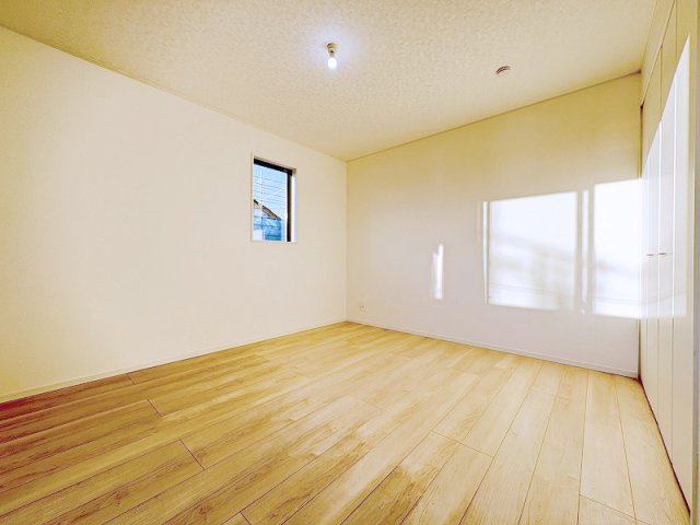 【洋室】 | 志木市中宗岡5丁目　新築一戸建住宅　全4棟　(志木本店) | 洋室7.5帖（2025年12月）撮影
ゆとりある広さの洋室7.5帖。