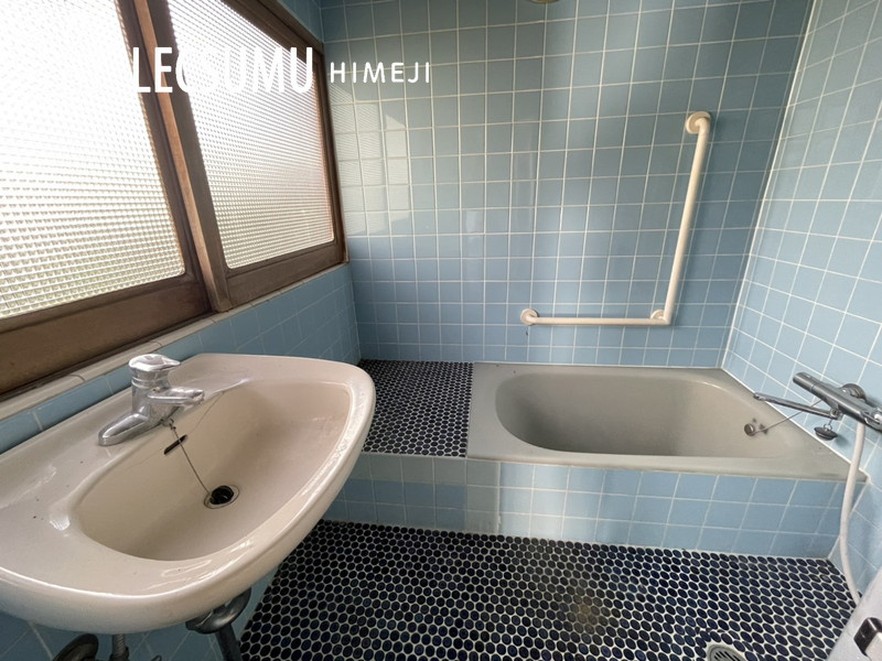 姫路市大塩町／中古戸建の浴室
