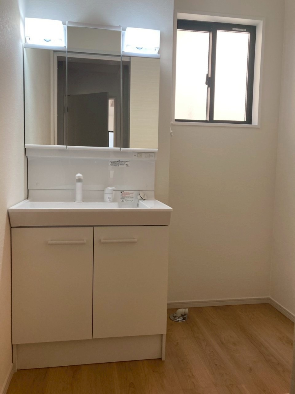 【独立洗面台】の画像