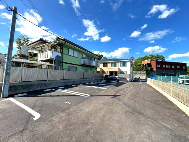 カーサ　シエルの駐車場