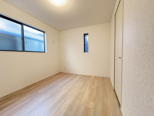 【洋室】 | 志木市中宗岡5丁目　新築一戸建住宅　全4棟　(志木本店) | 洋室6帖（2025年12月）撮影
家具配置がしやすい、洋室6帖。