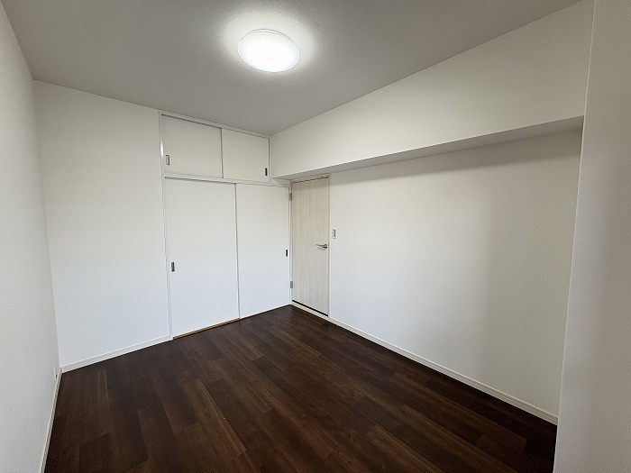 三旺マンション藤森の洋室