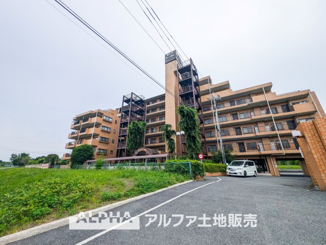 ダイアパレス昭島Ⅱの外観|【Light shower】
◆太陽の光◆を沢山感じながら明るく豊かな暮らしを約束する住まい。家族と語らい、四季の移ろいを感じ、我が子の成長を見守る。そんな家がここにあります。