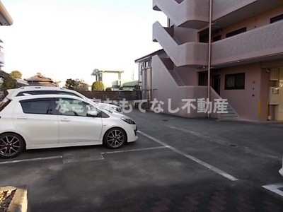 【駐車場】 | ドミール栄