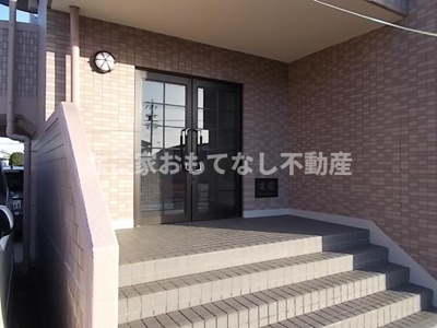 【エントランス】 | ドミール栄