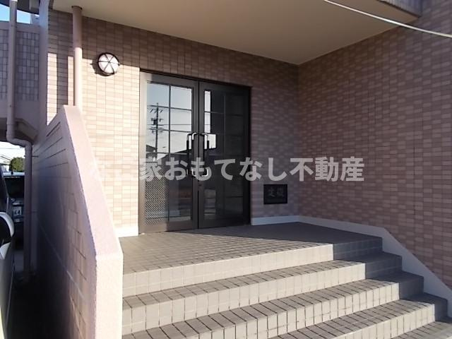 【エントランス】 | ドミール栄