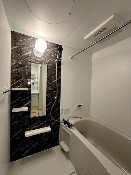 Broadway(ブロードウェイ)Ⅱの浴室