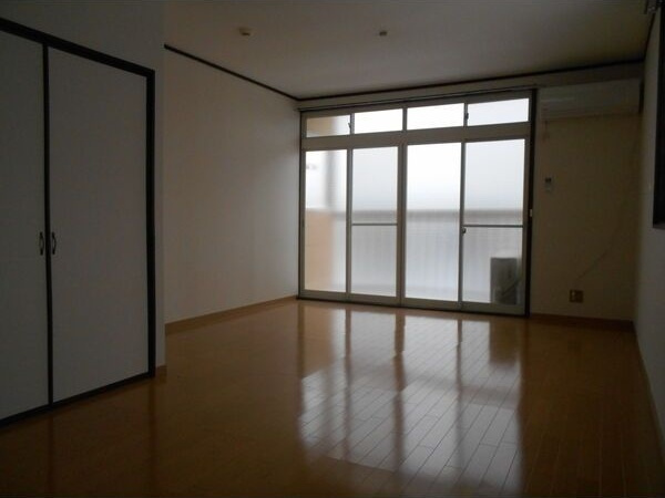 タウンハウスヨシダC棟のエントランス