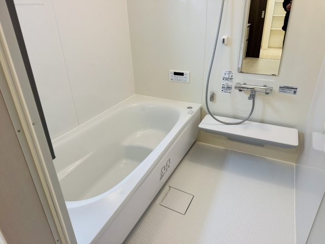 八王子市　川口町　新築一戸建て　４６期の浴室|～のびのびくつろげるバスルーム　１日の締めくくりに癒やしのバスタイムを～