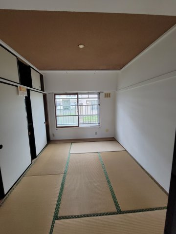 ビレッジハウス滝沢大崎2号棟の和室