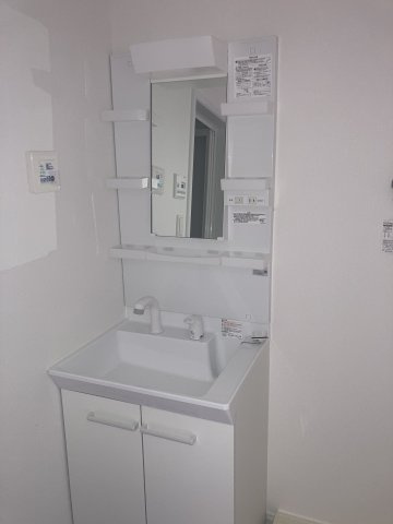 ワンリッチ上野町Aの洗面所