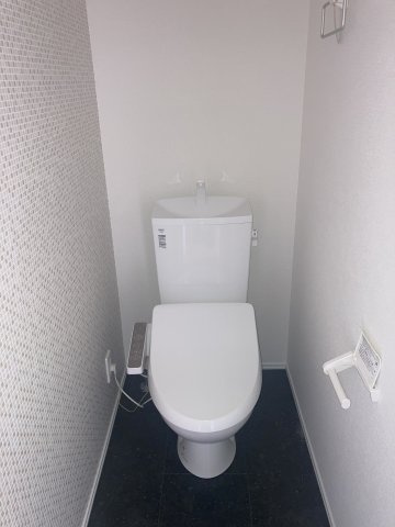 ワンリッチ上野町Aのトイレ