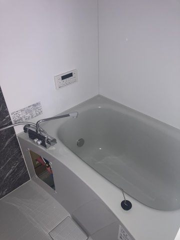 ワンリッチ上野町Bの浴室