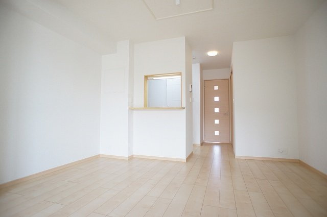 レジデンス　アマーレの居間・リビング|おしゃれな居間です