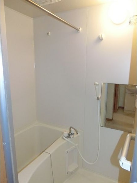 サニーキャッスルの浴室