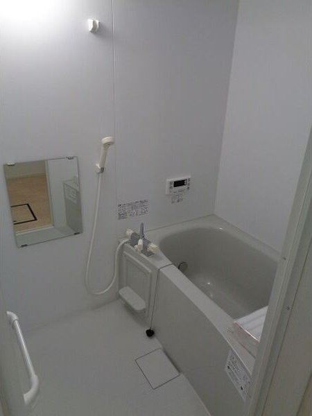 エルシオン A棟の浴室