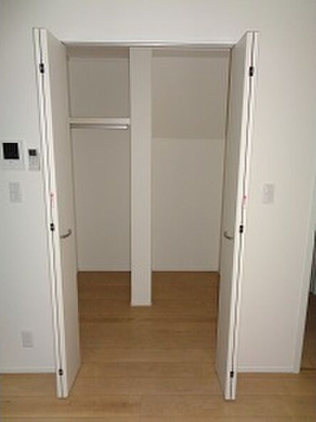 エルシオン A棟の収納