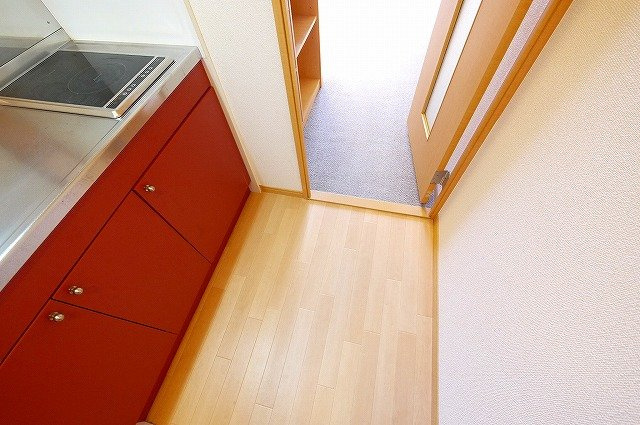 レオパレスビューヒルズテンのキッチン