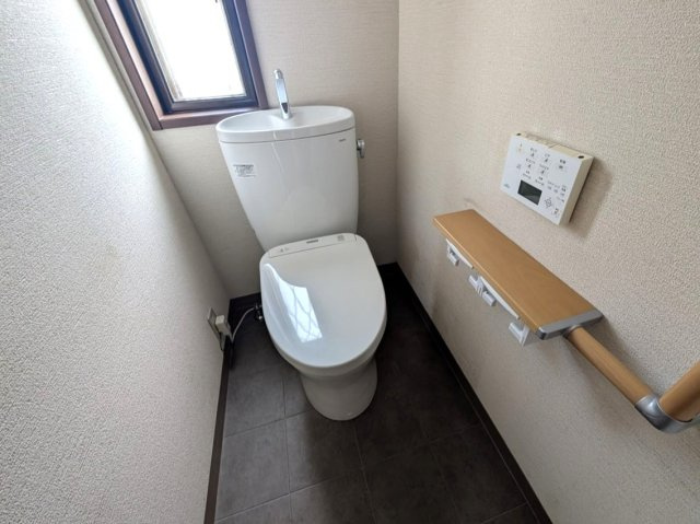 テラスハウス羽中のトイレ