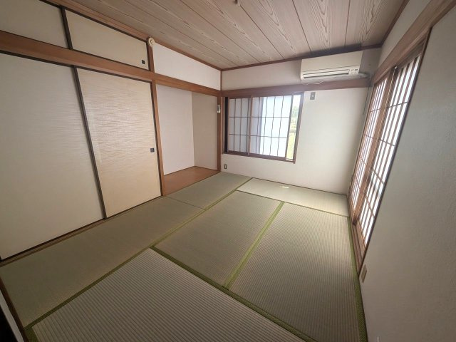 テラスハウス羽中の和室