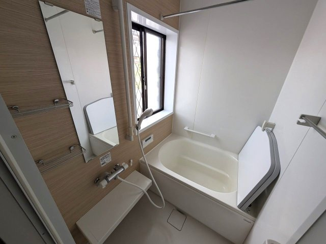 テラスハウス羽中の浴室