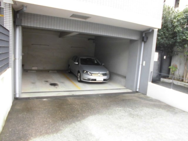 藤和シティコープ町屋の駐車場