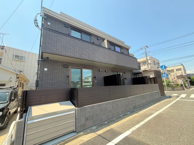 ＷＩＴＨ　ＯＮＥの外観