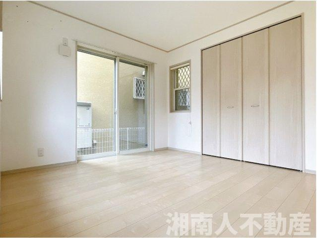 高座郡寒川町一之宮3丁目　戸建の洋室|ゆったりした洋室です