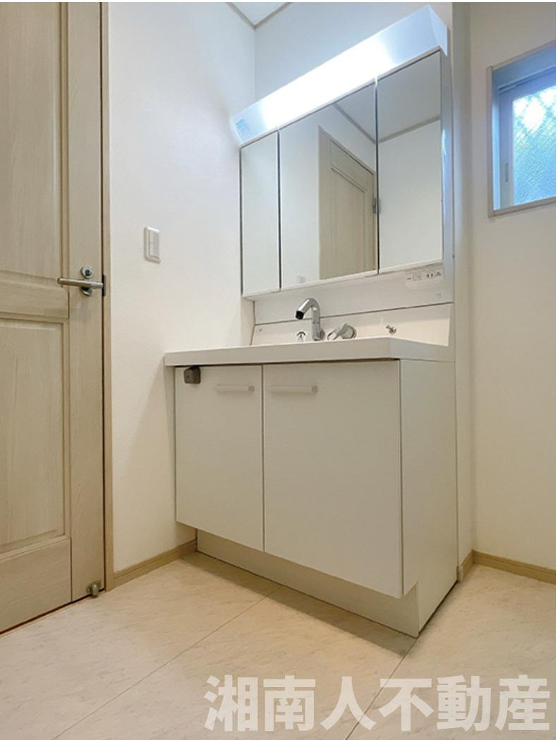 高座郡寒川町一之宮3丁目　戸建の独立洗面台|独立洗面台で身支度をすべて済ませてしまいましょう