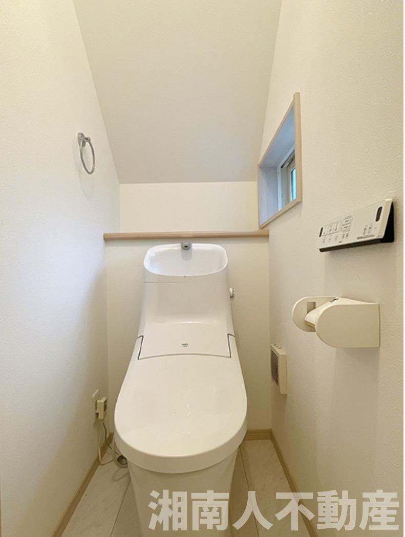 高座郡寒川町一之宮3丁目　戸建のトイレ|コンパクトで使いやすいトイレです