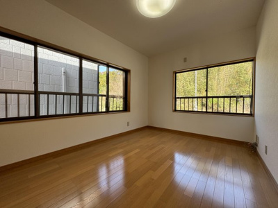 【洋室】 | 中古一戸建　高知市神田