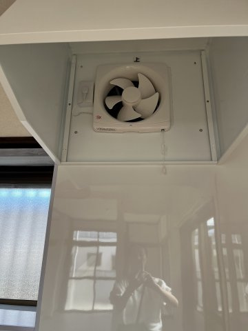西城南5丁目戸建てのキッチン|換気扇