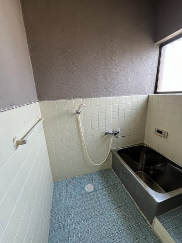 西城南5丁目戸建ての浴室