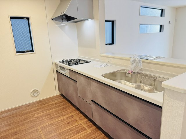 八王子市　川口町　新築一戸建て　４６期のキッチン|～使い勝手の良いシステムキッチン～