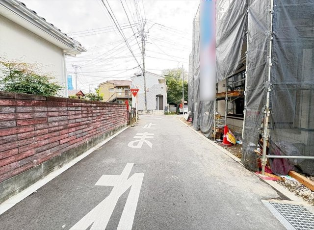 【前面道路含む現地写真】 | 志木市本町2丁目　新築一戸建住宅　全2棟　(志木本店) | 前面道路の様子